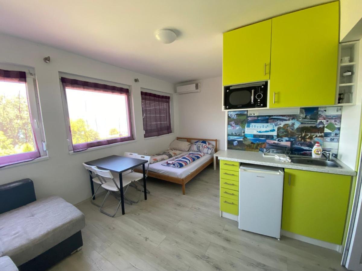 Cuki Apartmanok Siofok Exterior photo